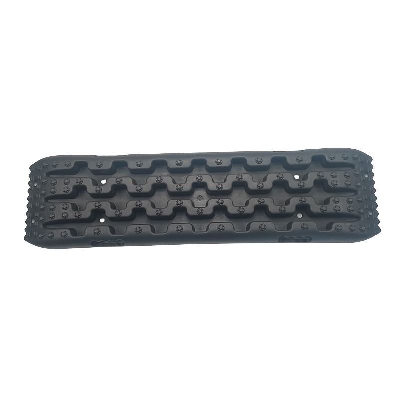 Basic Plastic Traction Board Black Front Front view of black Basic Plastic Recovery Traction Board showing tread design