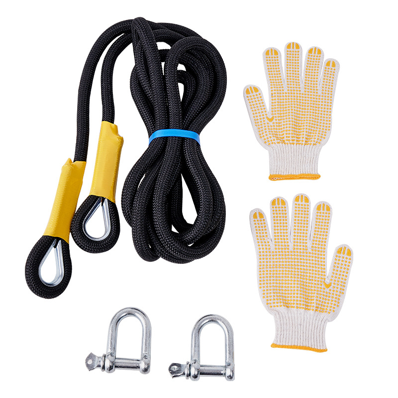 Standard 4WD Recovery Strap black rope with yellow-protected loops, safety gloves and metal shackles